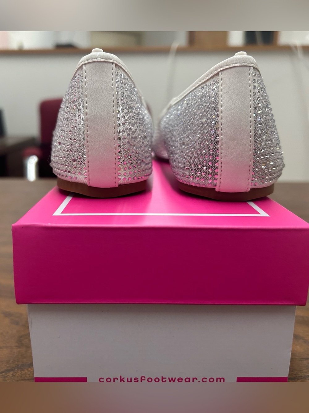 New Corkys It's a Vibe Rhinestone Embellished White Ballet Flat in White Sz 8 - Picture 7 of 11